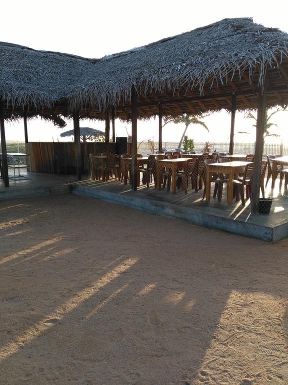 Yoho Hotel Arugambay Beach Inn Arugam Bay Exterior photo